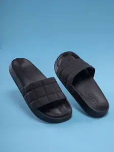 Red Tape Women Rubber Sliders