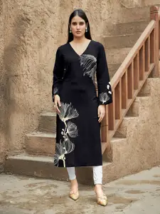 MOJILAA Floral Printed V-Neck Straight Kurta