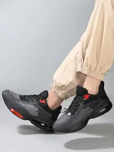 The Roadster Lifestyle Co Men Running Shoes