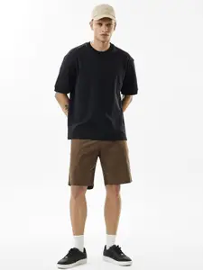 Snitch Men Brown Mid-Rise Regular Fit Shorts