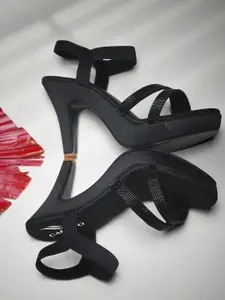 carrito Women Embellished Strappy Slim Heel Sandals