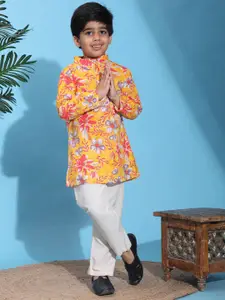 Cutiekins Boys Floral Printed Regular Kurta with Pyjamas