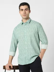 V Dot Men Geometric Printed Spread Collar Pure Cotton Casual Shirt