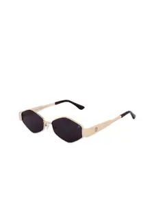HASHTAG EYEWEAR Women Black Lens & Gold-Toned Rectangle Sunglasses HTMS-1524752-C1