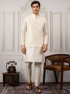 House of Pataudi Men Solid Kurta with Pyjama & Nehru jacket