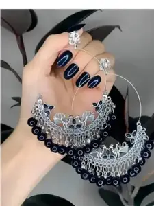 Sangria Oxidised Alloy Artificial Beads Earrings