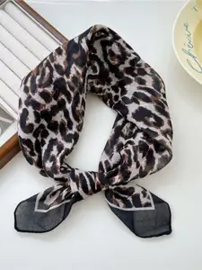 QUECY Women Animal Printed Scarf