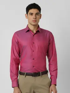 Van Heusen Men Solid Spread Collar Pure Cotton Formal Shirt