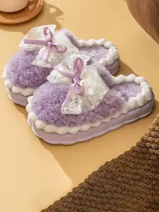 WOLVESDEN Women Embellished Bottom Slipper