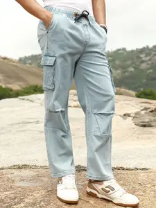 Campus Sutra Men Comfort Straight Fit Mid-Rise Cargos Jeans