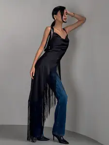 StyleCast Women Sweetheart Neck Fringed Longline Top