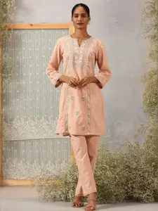 Lakshita Women Straight Kurtas