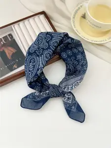 QUECY Women Self Design Printed Scarf