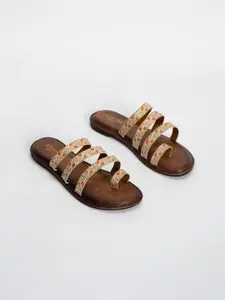 SCENTRA Women Printed Open Toe One Toe Flats