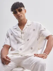 HIGHLANDER Men Relaxed Fit Ethnic Motifs Printed Cuban Collar Casual Shirt