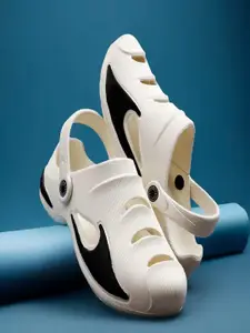 KNIEVL Men Self Designed Clogs