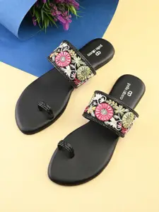 pelle albero Women Woven Design One Toe Flats