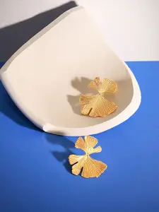 Accessorize Fan Floral Shaped Studs