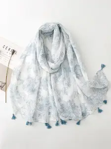 QUECY Women Printed with Tasselled Scarf