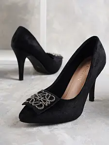 DressBerry Women Embellished Velvet Stiletto Pumps