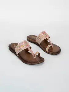 SCENTRA Women Printed One Toe Flats