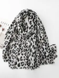 QUECY Women Animal Printed Scarf
