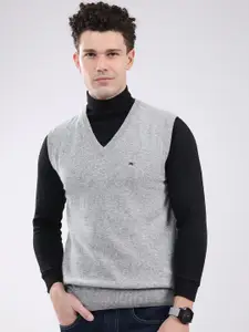 Monte Carlo Men Solid V-Neck Ribbed Sweater Vest