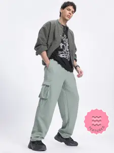 glitchez Men Textured Cargo Style Track Pants