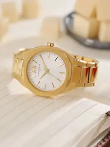 pierre cardin Women lyse Bracelet Style Analogue Multi Function Watch CF.1023.MG.2