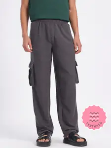glitchez Men Texture Mid-Rise Regular Fit Cargo-Style Track Pants