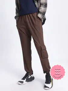 glitchez Men Textured Cargo Style Joggers