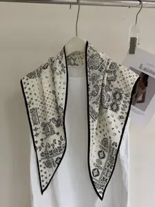 QUECY Women Paisley Printed Scarf