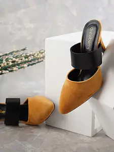 DressBerry Women Velvet Stiletto Pumps