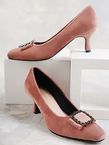 DressBerry Women Embellished Velvet Kitten Heel Pumps