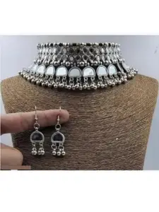 Sangria Silver-Toned Oxidised Necklace and Earrings