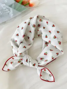 QUECY Floral Printed Scarf