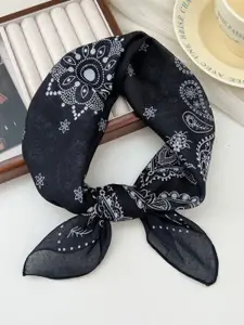 QUECY Women Ethnic Modif Printed Taping Borfder Scarf