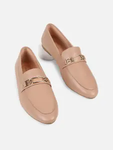 Van Heusen Woman Round Toe Loafers