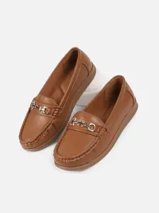 Van Heusen Woman Round Toe Slip-On Loafers