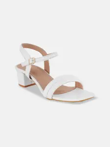 DressBerry Women Block Sandals