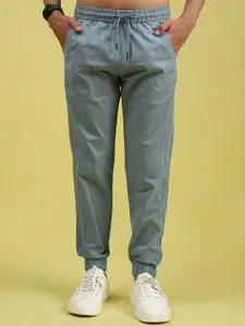 V-Mart Men Solid Mid-Rise Regular Fit Trousers