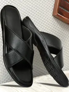 ZIRSQ Men Cross Strap Comfort Sandals (Black , 6)