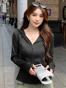 Outzidr Women Front Zipper Hoodie Sweatshirt With Pockets