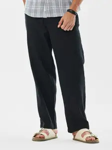 Snitch Men Cotton Black Mid-Rise Straight Fit Trouser
