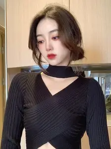 StyleCast Women V-Neck Cross Front Ribbed Crop Top