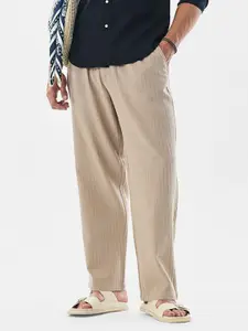 Snitch Men Beige Mid-Rise Straight Fit Trouser