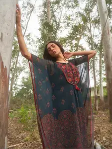 Lakshita Mom&Bae Women Pink Kurtas