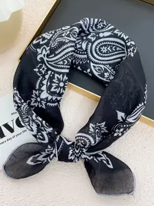 QUECY Ethnic Motifs Printed Scarf