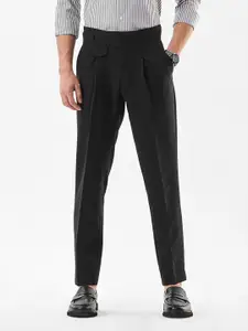 Snitch Men Loose Fit High-Rise Pleated Trousers