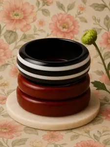 ATIBELLE Set Of 3 Striped Round Shaped Glossy Bangle